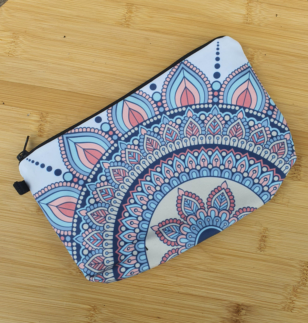 Mandala E print waterproof make up bag