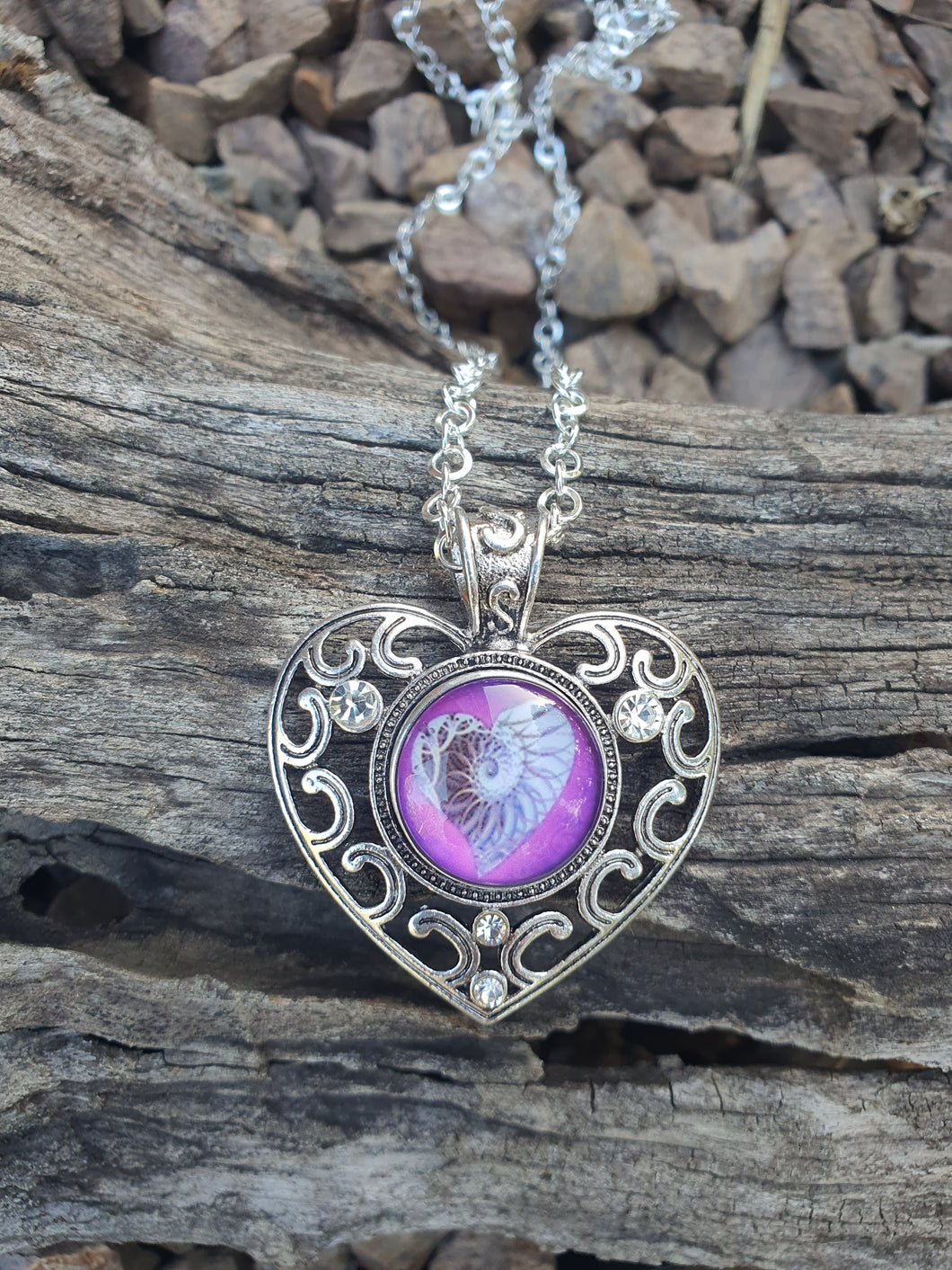 Necklace design M