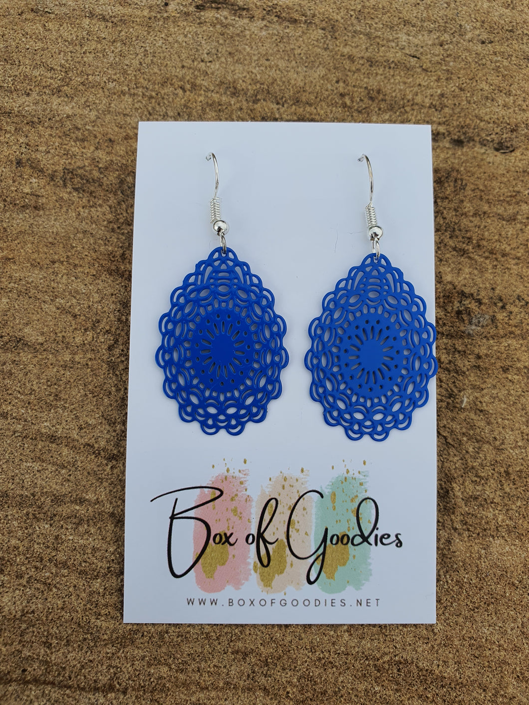 Blue wave oval