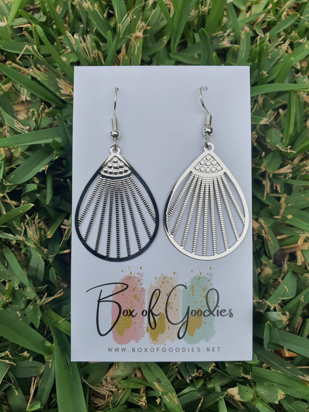 Silver shell style