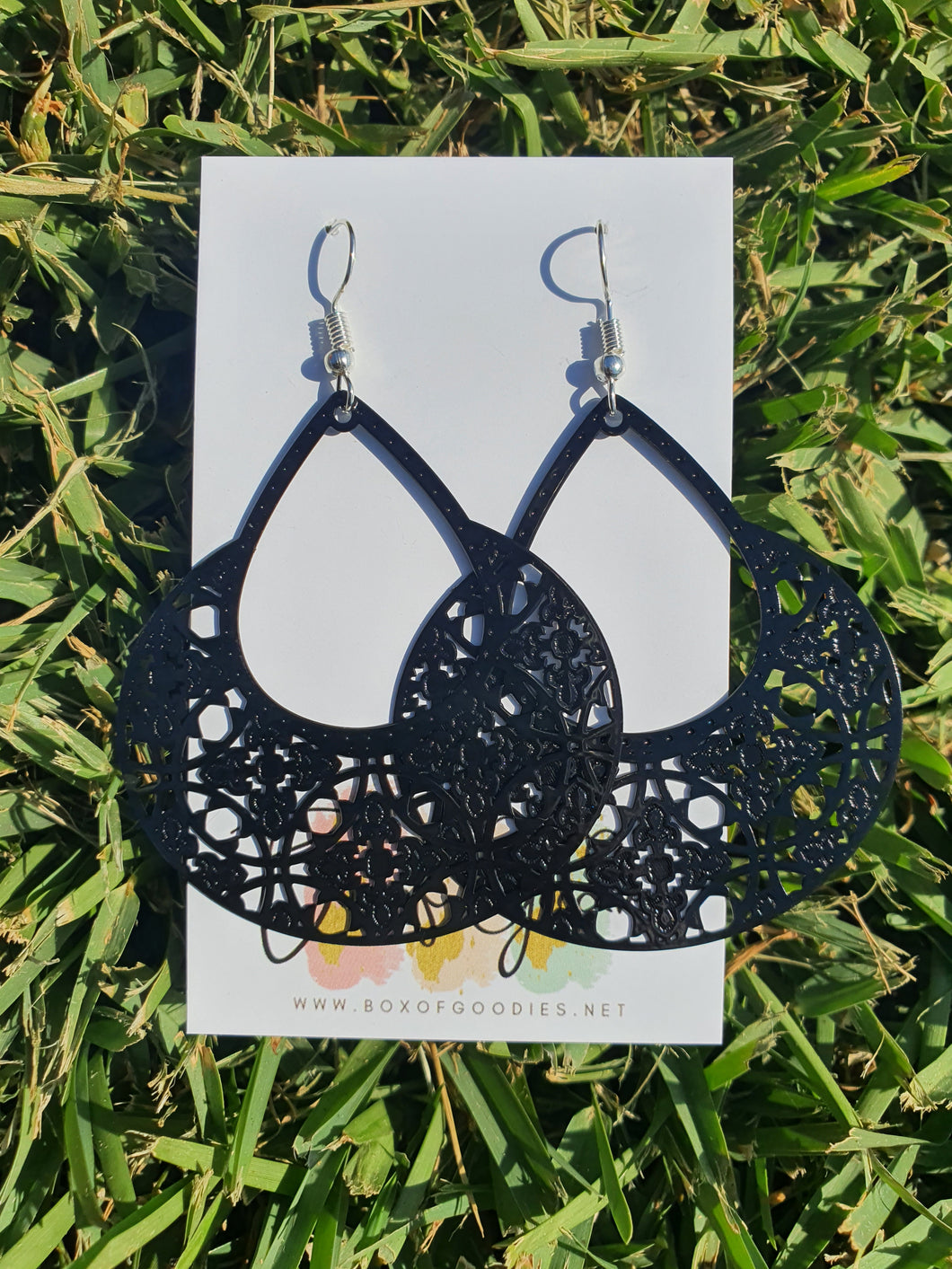 Large Black dangles
