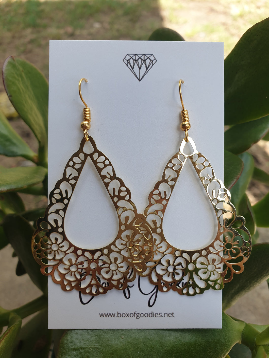 Gold floral drops