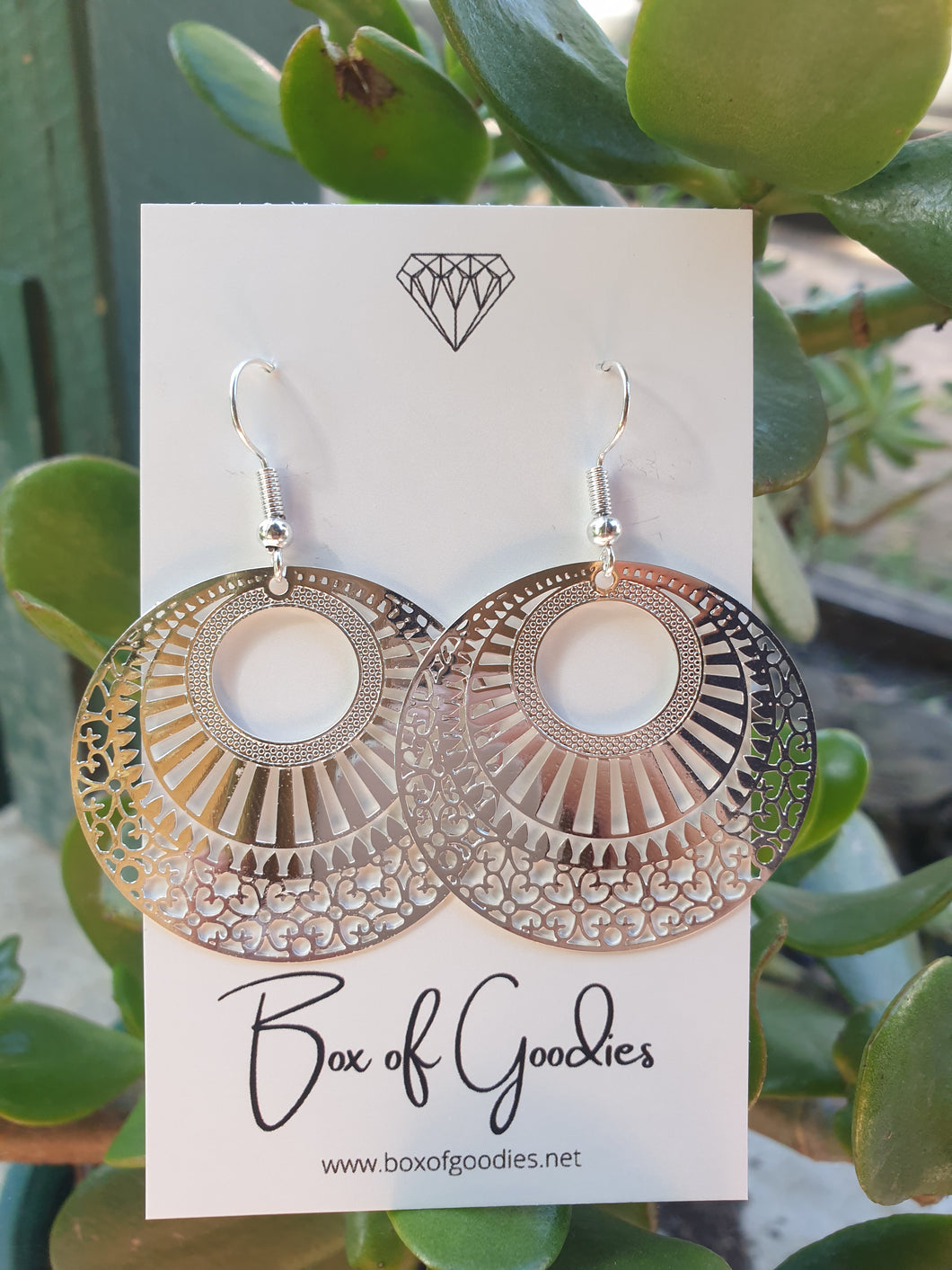 Silver oval Filigree